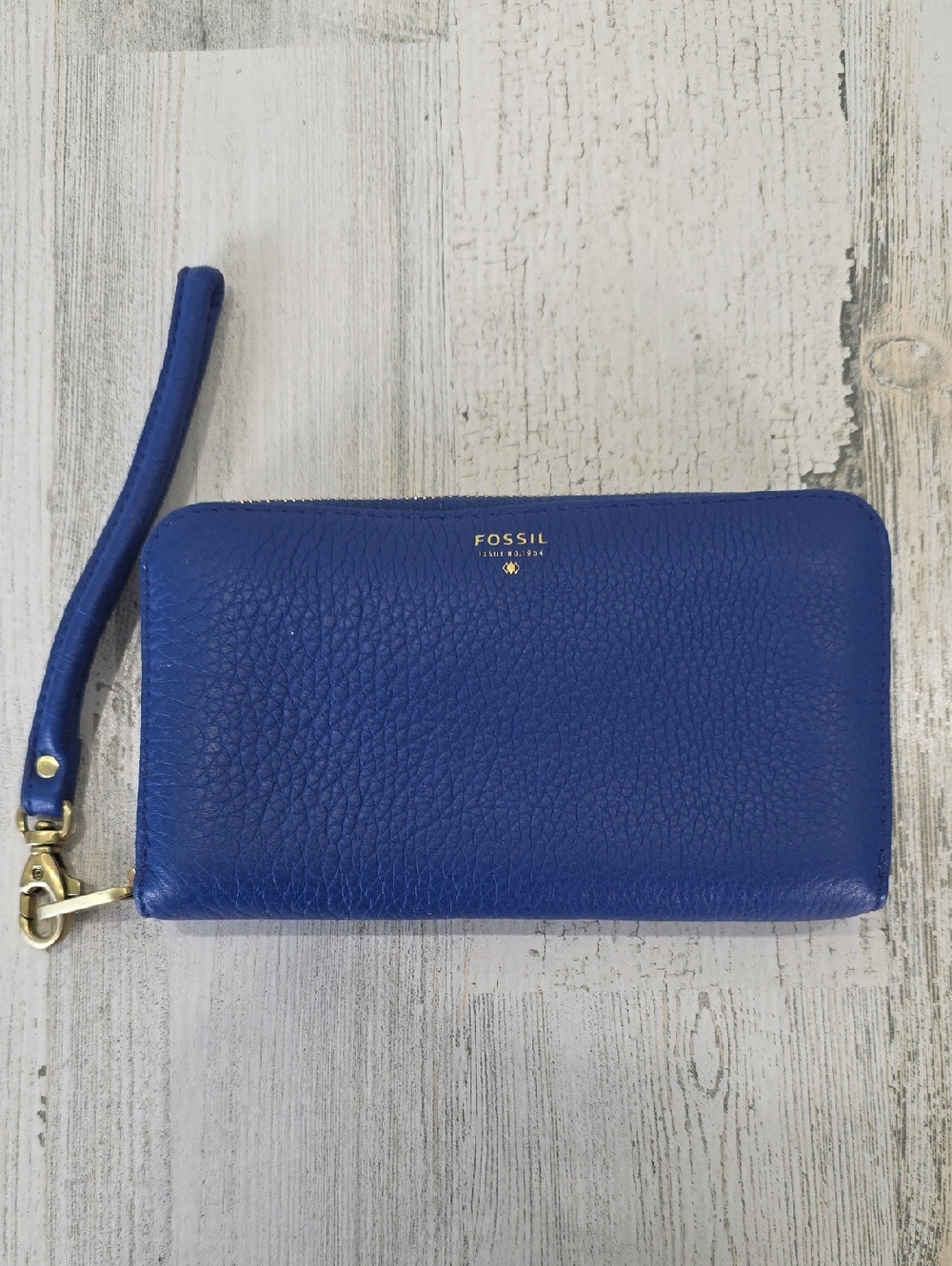 Fossil Royal Blue Pebble Leather Zip Wristlet